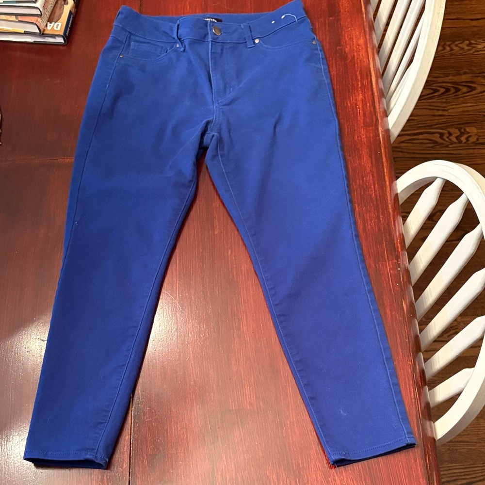 d. jeans Women's Vibrant Blue Ankle Jeans